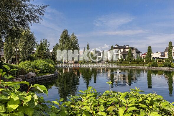 Коттеджный поселок Монтевиль: . Новорижское ш., 23 км от МКАД