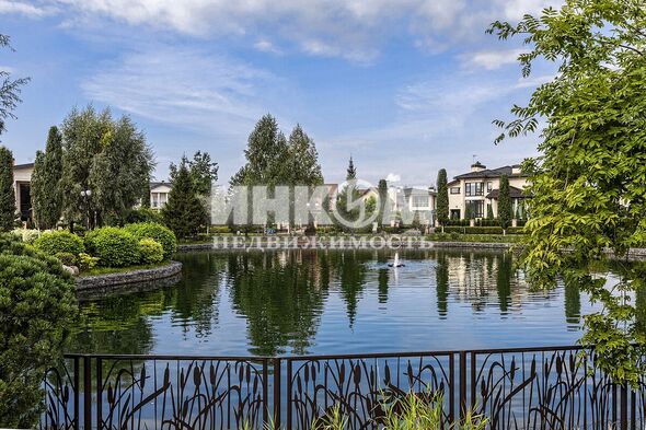 Коттеджный поселок Монтевиль: . Новорижское ш., 23 км от МКАД