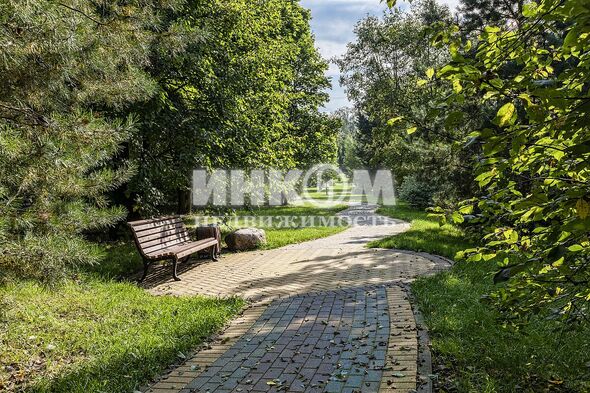 Коттеджный поселок Монтевиль: . Новорижское ш., 23 км от МКАД