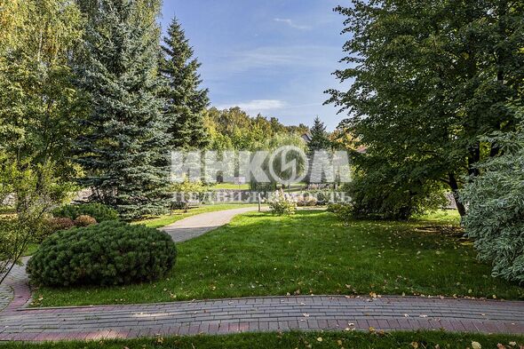 Коттеджный поселок Монтевиль: . Новорижское ш., 23 км от МКАД