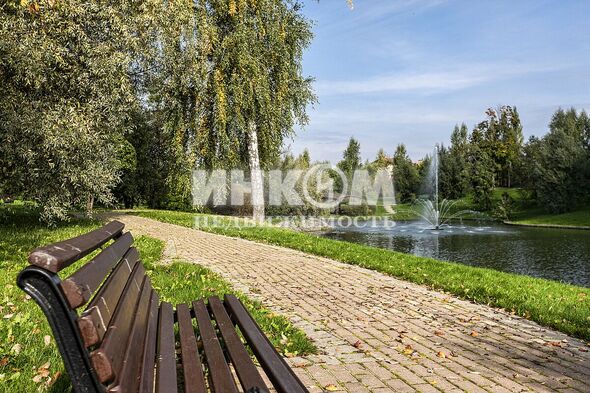 Коттеджный поселок Монтевиль: . Новорижское ш., 23 км от МКАД