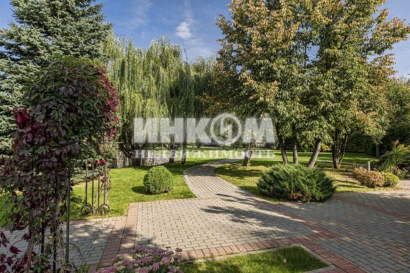 Коттеджный поселок Монтевиль: . Новорижское ш., 23 км от МКАД