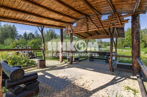 Коттеджный поселок Монтевиль: . Новорижское ш., 23 км от МКАД