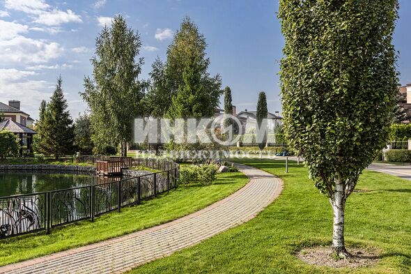 Коттеджный поселок Монтевиль: . Новорижское ш., 23 км от МКАД