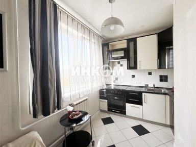 1-комнатная квартира, Онежская ул, 20