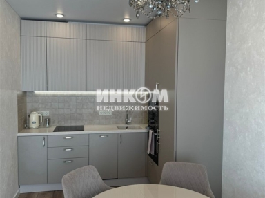 2-х комнатная квартира, Авиаторов ул, 1