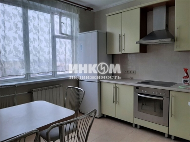 3-х комнатная квартира, Симферопольский б-р, 14&nbsp;корп.3