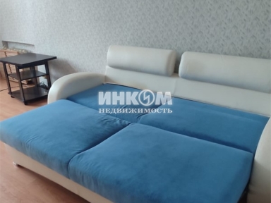 1 комната в 3-х комнатной квартире, Онежская ул, 9/4&nbsp;корп.Б