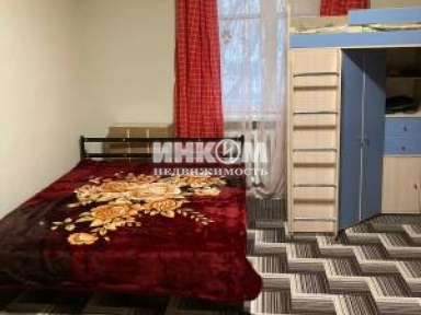 1 комната в 3-х комнатной квартире, Сходненская ул, 11