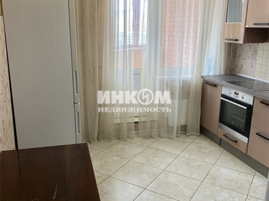 3-х комнатная квартира, Подрезково мкр, Железнодорожная ул, 2А