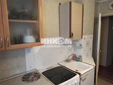 1 комната в 3-х комнатной квартире, 5-й кв-л, 3