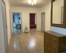 Купить трехкомнатную квартиру в Москве, Ярцевская ул