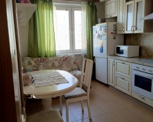 Купить трехкомнатную квартиру в Москве, Чечёрский проезд