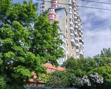 Купить четырехкомнатную квартиру в Москве, Старокачаловская ул