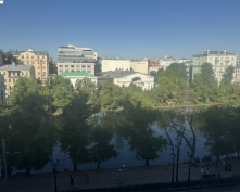 Купить трехкомнатную квартиру в Москве, Чистопрудный б-р