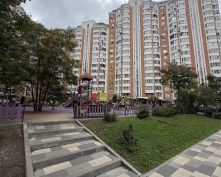 Купить трехкомнатную квартиру в Москве, Боровское ш