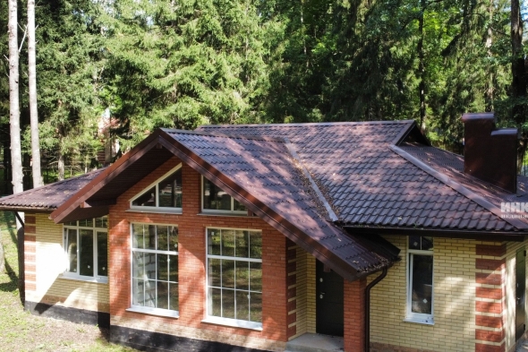 Коттеджный поселок Свой лес Свой пляж: Дома. Дмитровское ш., 45 км от МКАД